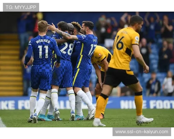 切尔西连续推进击穿对手防线左侧 切尔西连续推进击穿对手防线左侧