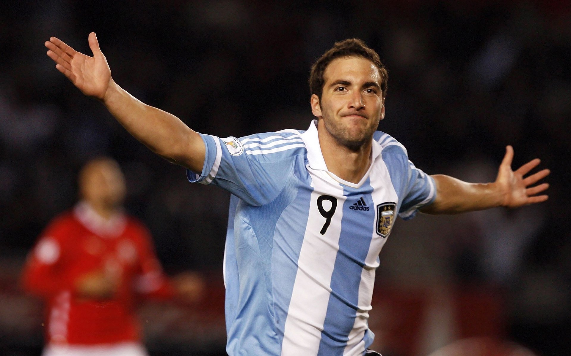 世界击剑公开赛战术演变与器材革新，击剑世界杯大奖赛